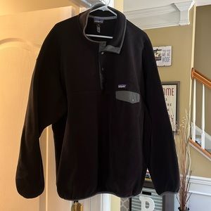Patagonia Fleece, like new, barely worn - non smoking home